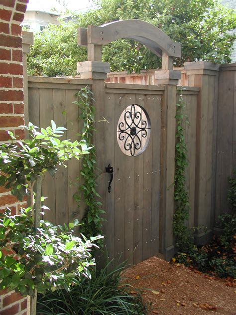 21 Great Garden Gate Ideas Diy And Crafts Blog