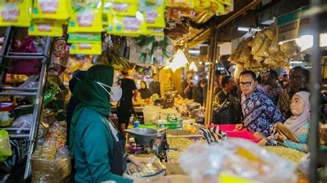 mimpi belanja sayuran di pasar