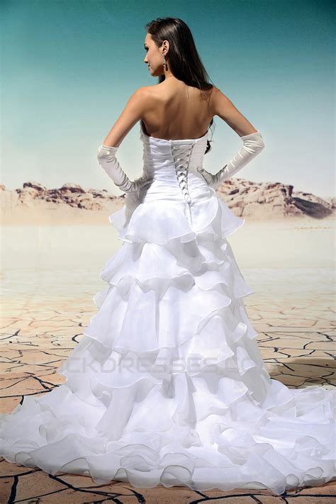 A Line Sweetheart Court Train Wedding Dresses 2031452