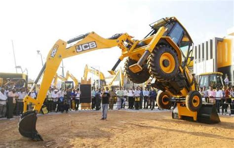 Jcb India Launches Its All New Ecoxpert Backhoe Loader Introduces The