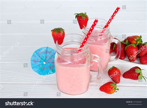 Strawberry Smoothies Colorful Fruit Juice Beverage Healthy The Taste Yummy In Glass Drink