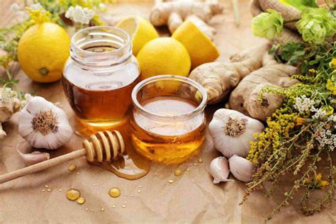 Miele e aglio Cosa accade al tuo corpo se ne mangi un cucchiaio al dì