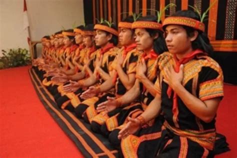 Mengenal Tari Saman Tradisi Kesenian Khas Aceh Yang Jadi Warisan