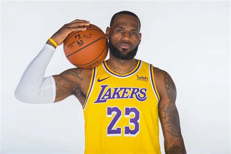 Download Basketball Nba Los Angeles Lakers Lebron James Sports Hd Wallpaper