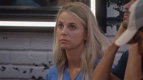 Big Brother 22 Nicole Franzel Is Infatuated With Janelle Pierzina