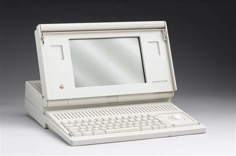 Heres What Apple Computers Looked Like During Their Early Years