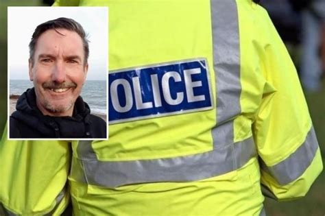 sussex police urgently searching for steven eccleshall police man tweed jacket