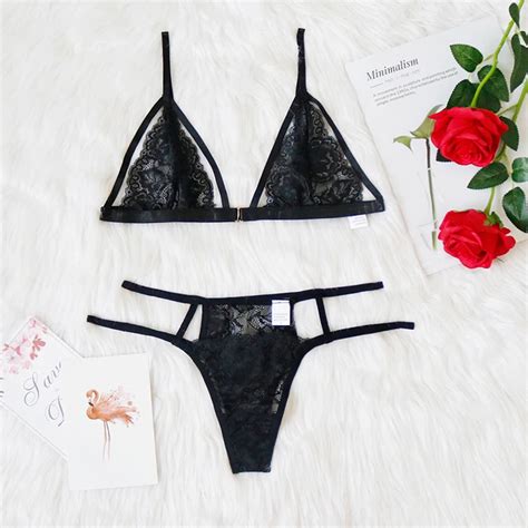 Factory Direct Price Ladies Sexy Underwear Slender Strap V Neck Lingerie Set For Summer Vacation