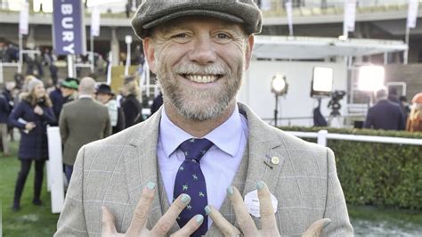 I M A Celeb S Royal Mike Tindall Shows Off Fingernails Painted By Babe In Cute Moment