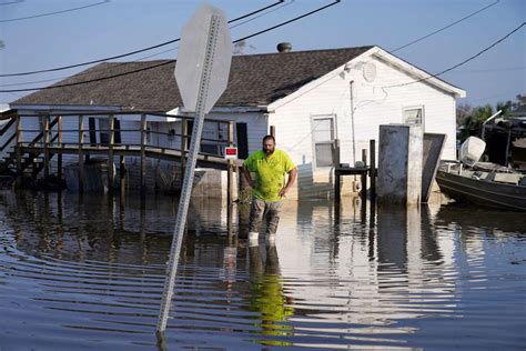 Hurricane Ida Causes Flooding And Destruction Photos Abc News