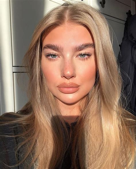 Jess Hunt On Instagram I Want Some Sun Hair Makeup Blonde Hair