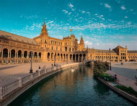 Reisgids Sevilla gratis downloaden met wandelingen