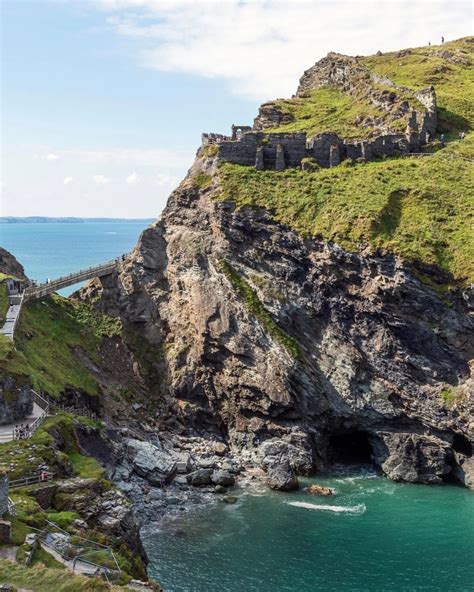 The Uks 10 Most Beautiful Bouldering Spots From Easy To Hard