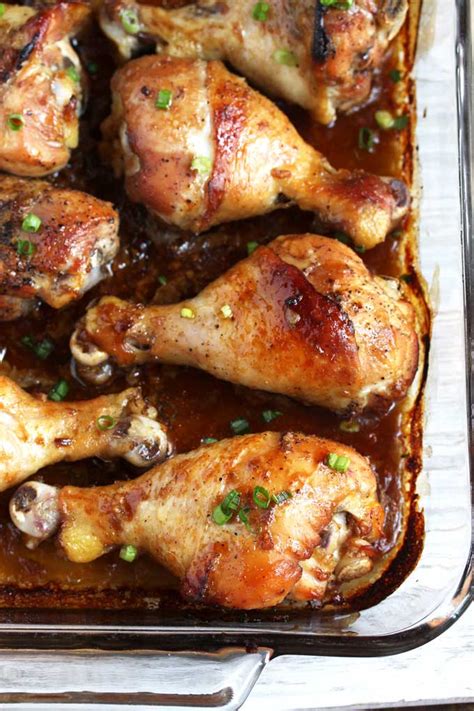 Add a bowl of leafy salad greens with a vinaigrette dressing to the table and let your dutch oven chicken drumsticks and vegetables take center stage. Chicken Drumsticks In Oven 375 - Easy Baked Chicken ...