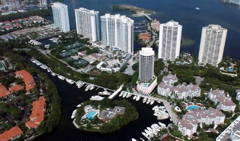 Bellini Williams Island Luxury Waterfront Condos New Build Homesnew