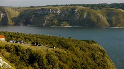 Ukraina, pronounced ʊkrɐˈjinɐ ( listen)) is a country in eastern europe. 4x4 Ukraina Expedition 2012 - YouTube