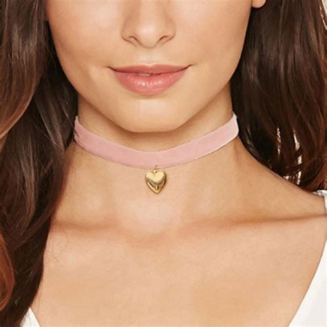 Fashion Style Women Pink Velvet Chokers Collar Pendant Necklace Heart Shape Charms Length