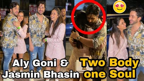 Real Love Between Aly Goni And Gorgeous Gf Jasmin Bhasin का प्यार देखकर मजा आ जाएगा Spotted At
