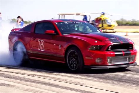 Video How A 1000 Hp Mustang Gt500 Ran 217 Mph At The Texas Mile