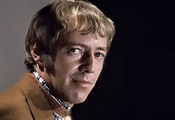 'Windmills of Your Mind' singer Noel Harrison dies at 79 - Fact Magazine