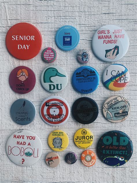 Vintage Pins Pin Back Buttons Erinnerungsstücke Etsyde