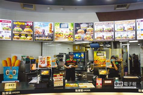 Burger king 漢堡王【有早餐】 在foodpanda點的到，更多taipei city 推薦美食，線上訂立即送，下載 安格斯牛肉堡選用純正澳洲的超厚切牛肉，一般牛肉的近3倍厚! 漢堡王新東家入主 力拚拓點 - 中時電子報