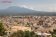 Panorama del borgo di Paternò in Sicilia ... | Foto Paternò