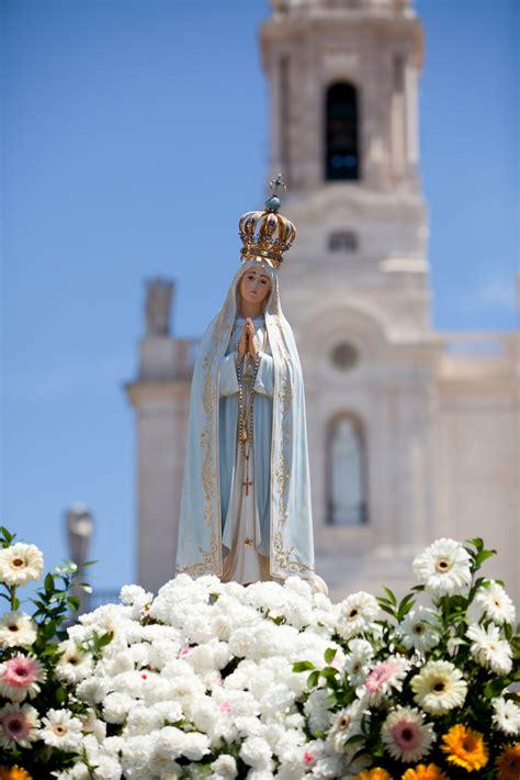 Fátima Portugal Catholic Saints Catholic Art Roman Catholic Mother Mary Pictures Jesus
