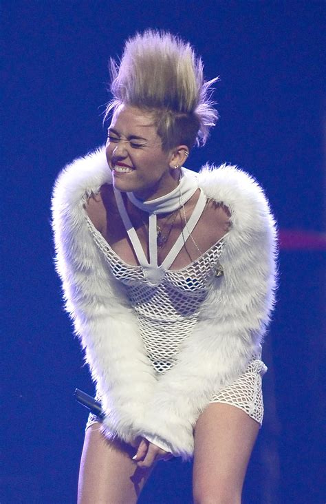 Miley Cyrus “punk” Wrecking Ball Video Does Not Make It So