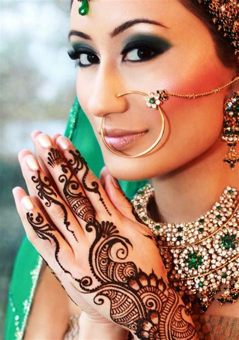 Bridal Henna Tattoo Flawssy