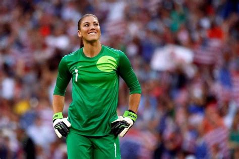 Hot Photos Of Sexiest Goalkeeper Of Usa Hope Solo Entertainment To All
