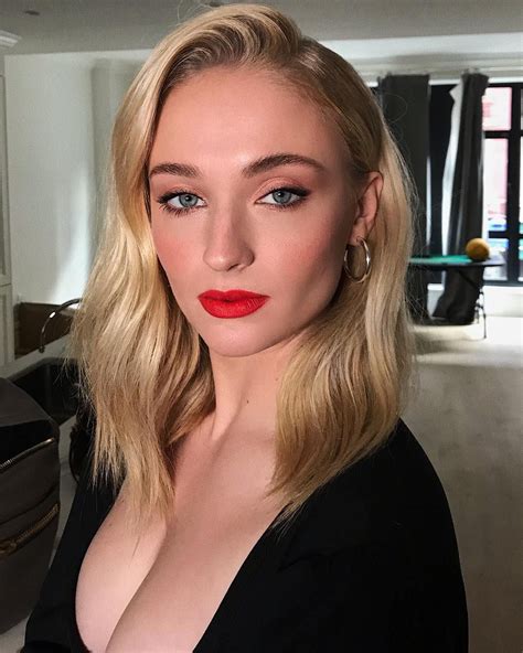 Sophie Turner Sexy The Fappening Leaked Photos