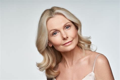 58 Year Old Woman Shares Her Secret To Looking Flawless Bellatory News