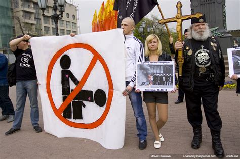 Lgbt Asylum News Moscow Mayor Allows Death To Gays Protest No Approval Yet For Any Gay Event