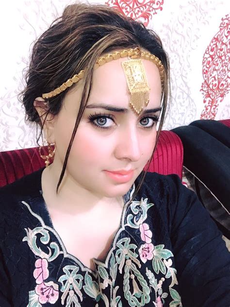 Nadia Gul New Beautiful Pictures