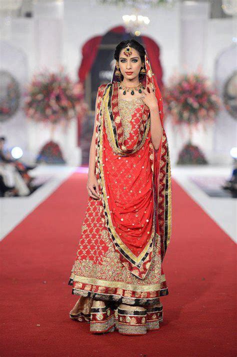 Pakistani Bridal Wedding Day Lehenga Choli 2013 For Dulhan