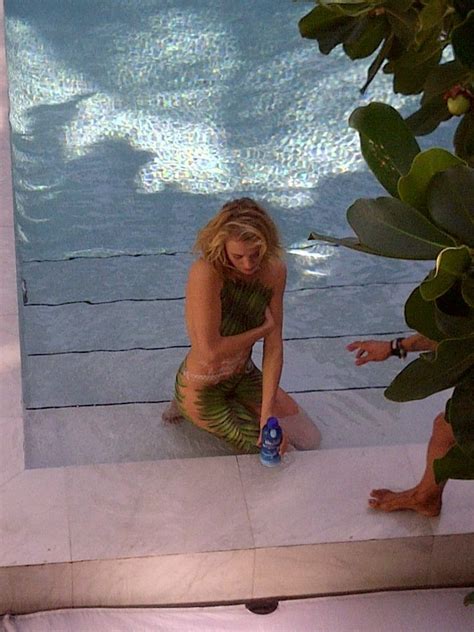 Yvonne Strahovski Leaked Nude Photos The Fappening