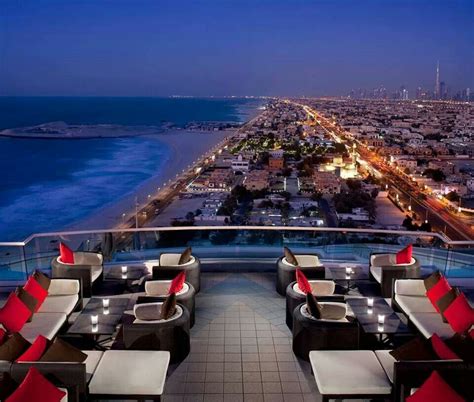 Widok Na Dubaj Z Uptown Bar Jumeirah Beach Hotel 5 Premium Luksusowe