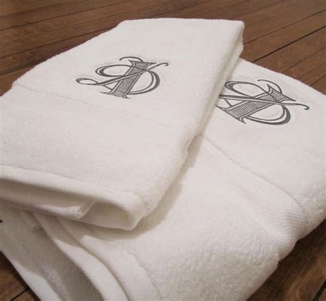 Tailored New Design Custom Monogram Embroidered Towels