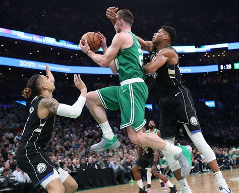 Giannis Antetokounmpo Bucks Overpower Shorthanded Celtics The Boston