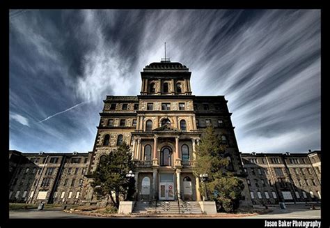 9 Haunted Insane Asylums You Should Never Spend The Night In The