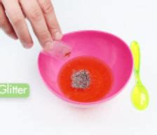 We tell you how to make slimes without borax and without glue as well as how to craft the ultimate super slime. Putty Dough and Slime - how to articles from wikiHow