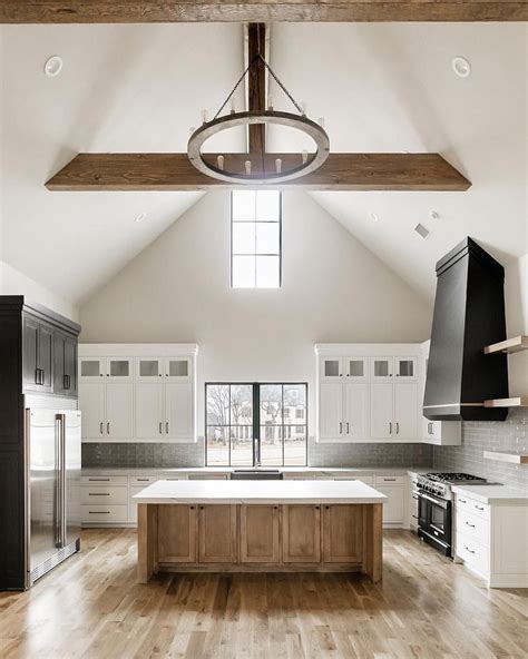 30 Unique Ceiling Farmhouse Kitchen Design Ideas You Must Have