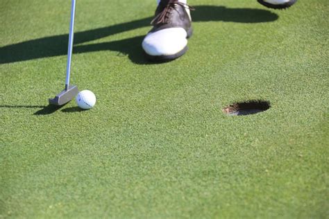 Improve Your Putting Skills Using These Techniques