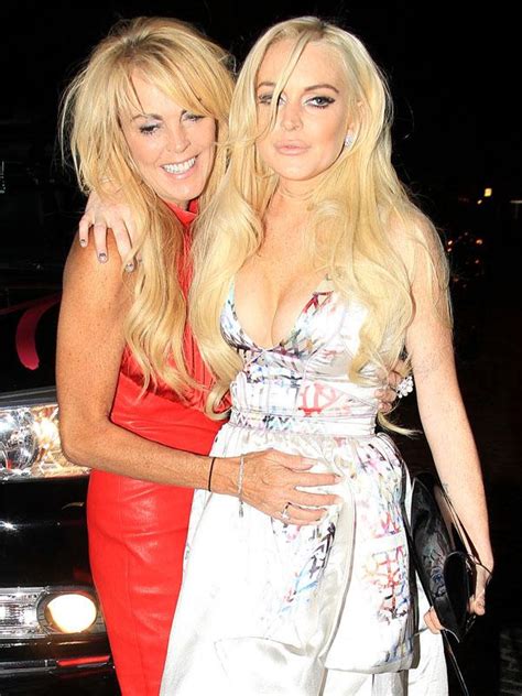 Lindsay Lohan Urges Mom Dina To Go To Rehab After Their Big Fight