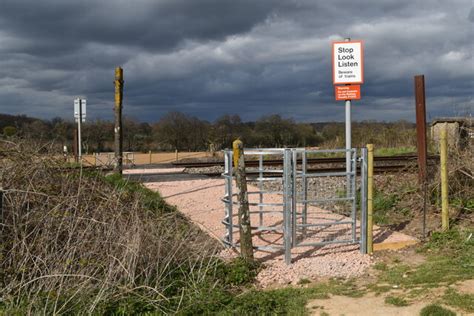 Newly Refurbished Pedestrian Level © David Martin Geograph