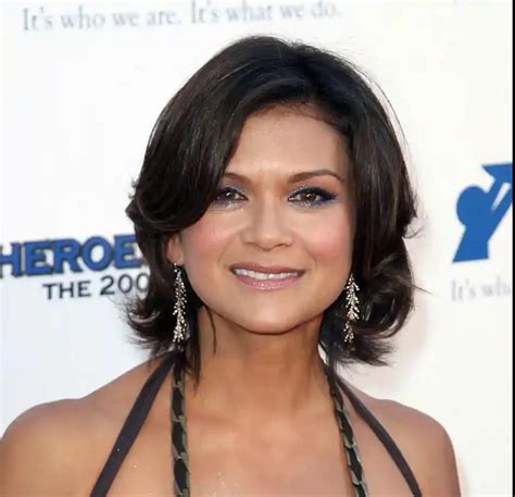 Nia Peeples Measurements Shoe Bio Height Weight And More