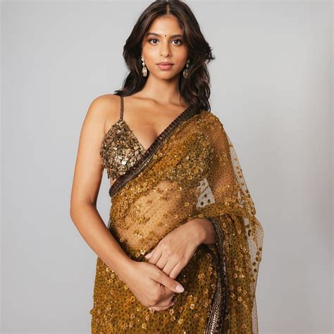 Suhana Khans Copper Sabyasachi Sari Came With A Sexy Bralette