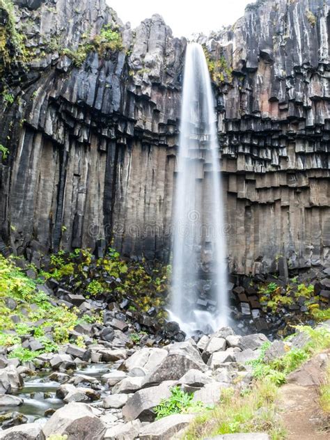 Svartifoss Waterfall With Basalt Columns Skaftafell National Park