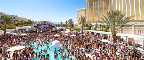 Top Best Dayclubs Pool Parties In Las Vegas Nv In Discotech